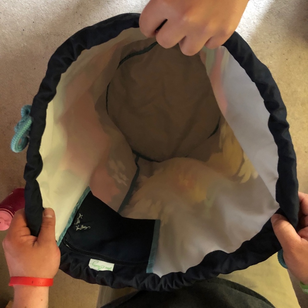 Drawstring laundry duffel bag - Picture 2 of 5